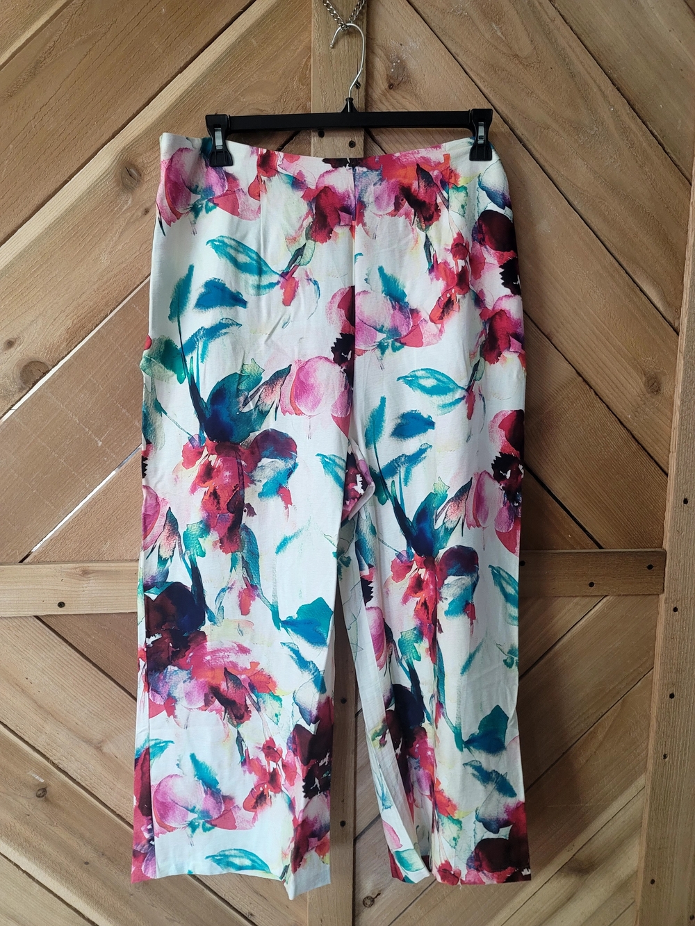 Investments White Wide-Leg Crop Pants with Pink & Teal Floral Print